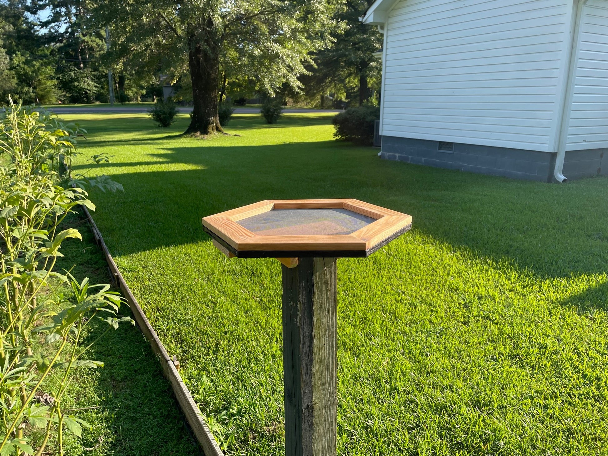 Hexagon Flat Bird Feeder